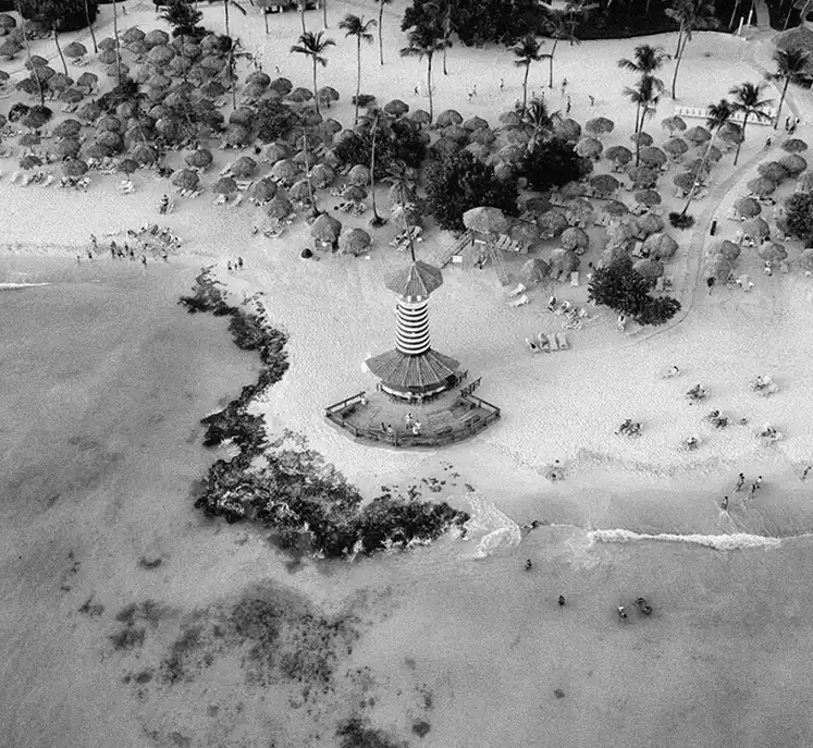 2-heart-of-pioneer-faro-bayahibe-aereo-bn